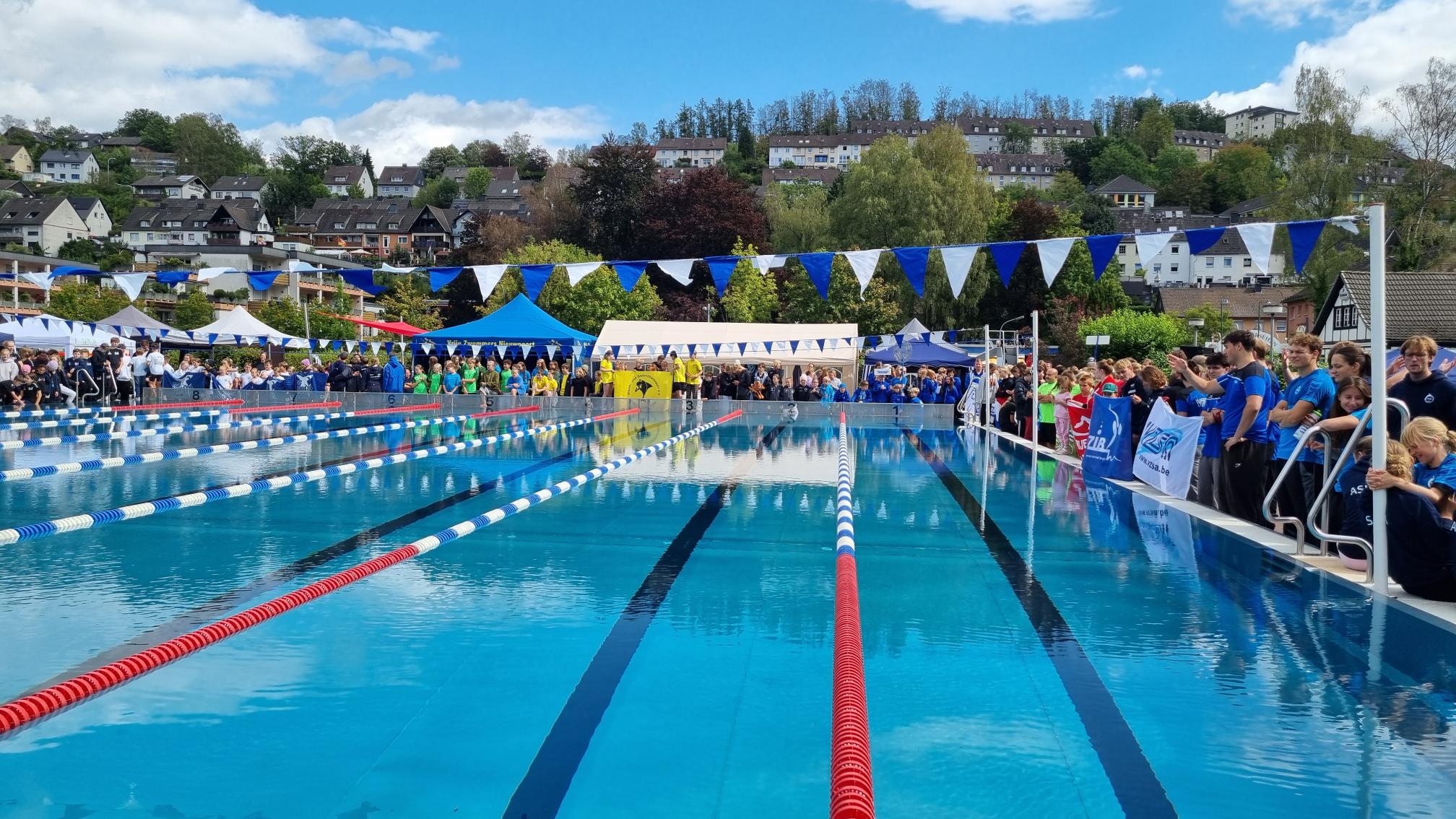 Du betrachtest gerade Internationales Schwimmfest in Werdohl: Sport verbindet über Grenzen hinweg