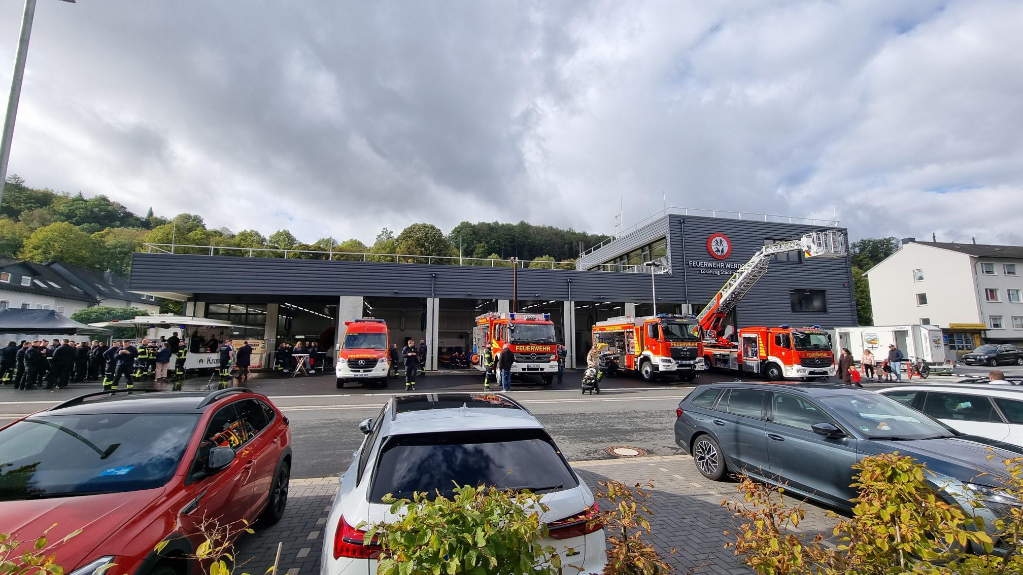 Mehr über den Artikel erfahren Tag der offenen Tür im neuen Feuerwehrgerätehaus Stadtmitte